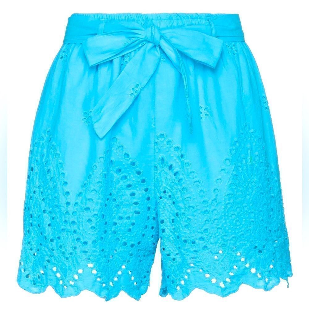Vanessa Scott Women’s Bermuda Lace Shorts